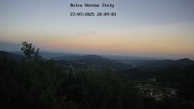 immagine della webcam nei dintorni di Valli del Pasubio: webcam Crespadoro