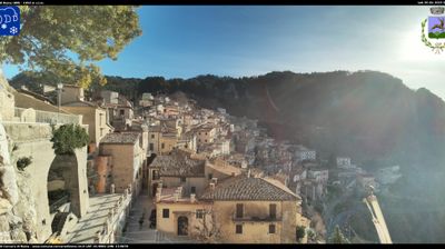 immagine della webcam nei dintorni di Colle di Tora: webcam Cervara di Roma
