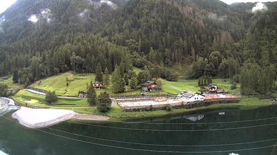 immagine della webcam nei dintorni di Rifugio Calvi Laghi Gemelli: webcam Carona
