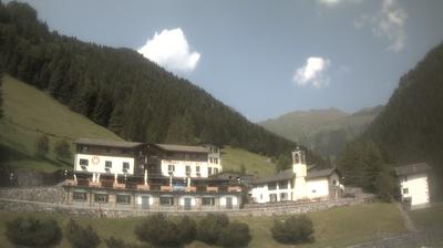 immagine della webcam nei dintorni di Pescegallo: webcam San Simone Baita del Camoscio