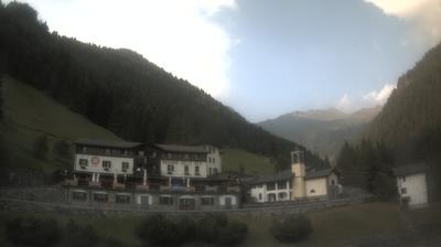 immagine della webcam nei dintorni di Valtorta: webcam San Simone Baita del Camoscio
