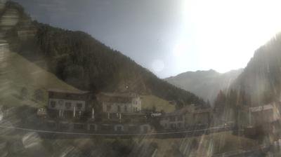 immagine della webcam nei dintorni di Lanzada: webcam San Simone Baita del Camoscio