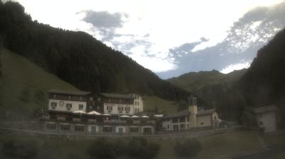immagine della webcam nei dintorni di Morbegno: webcam San Simone Baita del Camoscio
