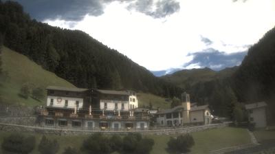 immagine della webcam nei dintorni di Talamona: webcam San Simone Baita del Camoscio