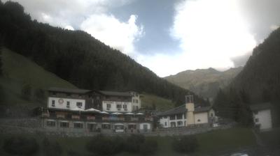 immagine della webcam nei dintorni di Montagna in Valtellina: webcam San Simone Baita del Camoscio