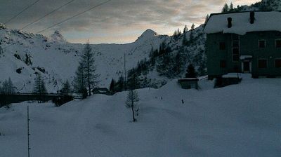 Preview delle webcam di Branzi: Rifugio Laghi Gemelli