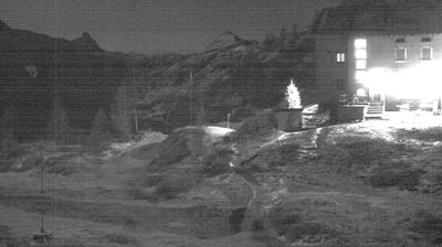 immagine della webcam nei dintorni di Mezzoldo: webcam Rifugio Calvi Laghi Gemelli