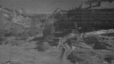 immagine della webcam nei dintorni di Spiazzi: webcam Rifugio Calvi Laghi Gemelli