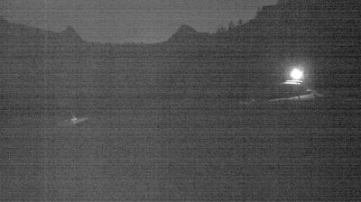 immagine della webcam nei dintorni di Spiazzi: webcam Rifugio Calvi Laghi Gemelli