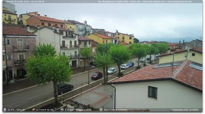 immagine della webcam nei dintorni di Savignano Irpino: webcam San Bartolomeo in Galdo