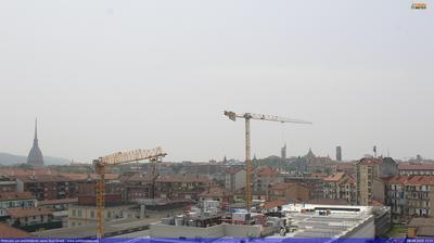 immagine della webcam nei dintorni di Castelnuovo Don Bosco: webcam Torino Bric della Croce