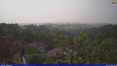 immagine della webcam nei dintorni di Castelnuovo Don Bosco: webcam Baldissero Torinese