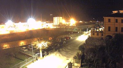 immagine della webcam nei dintorni di Cerretto Langhe: webcam Ceva