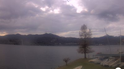 immagine della webcam nei dintorni di Comignago: webcam Orta San Giulio