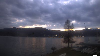 immagine della webcam nei dintorni di Lozzolo: webcam Orta San Giulio