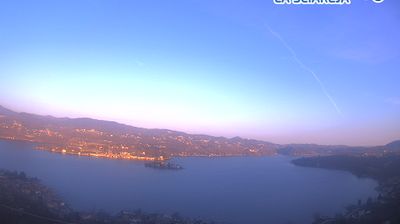 immagine della webcam nei dintorni di Meina: webcam Pella