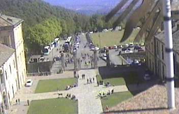 immagine della webcam nei dintorni di Netro: webcam Oropa