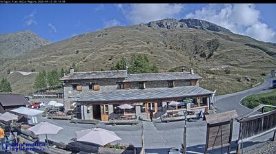 immagine della webcam nei dintorni di Cesana Torinese: webcam Crissolo Pian delle Regine