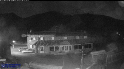 immagine della webcam nei dintorni di Pian Mune': webcam Crissolo Pian della Regina