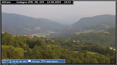 immagine della webcam nei dintorni di Calestano: webcam Vetto