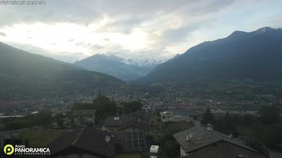 immagine della webcam nei dintorni di Antey-Saint-Andrè: webcam Charvensod