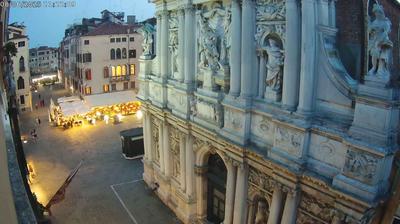 Preview delle webcam di Venezia: Hotel Bel Sito e Berlino - Chiesa di Santa Maria del Giglio - Gondola Station - Santa Maria del Giglio