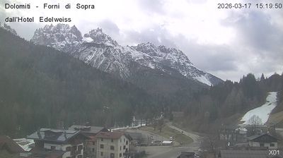 immagine della webcam nei dintorni di Ovaro: webcam Forni di Sopra