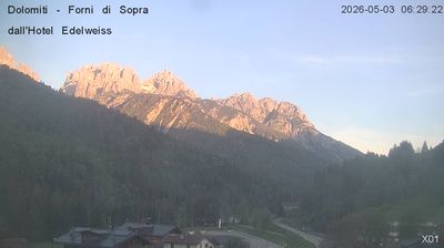 immagine della webcam nei dintorni di Pieve di Cadore: webcam Forni di Sopra