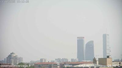 immagine della webcam nei dintorni di Garbagnate Milanese: webcam Milano City Life