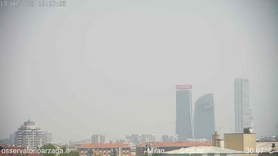 immagine della webcam nei dintorni di Gaggiano: webcam Milano City Life