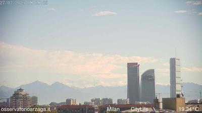 immagine della webcam nei dintorni di Milano Porta Nuova: webcam Milano City Life