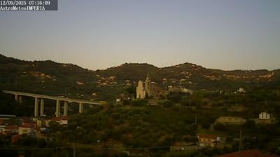 immagine della webcam nei dintorni di Oneglia: webcam Costa D'Oneglia