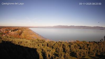 immagine della webcam nei dintorni di Sarteano: webcam Castiglione del Lago