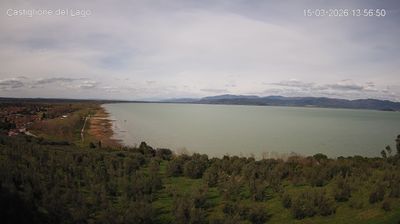 immagine della webcam nei dintorni di Montepulciano Stazione: webcam Castiglione del Lago