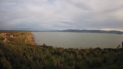 immagine della webcam nei dintorni di Marciano della Chiana: webcam Castiglione del Lago