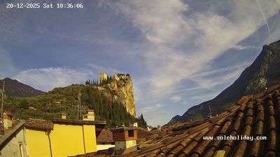 immagine della webcam nei dintorni di Roncone: webcam Arco