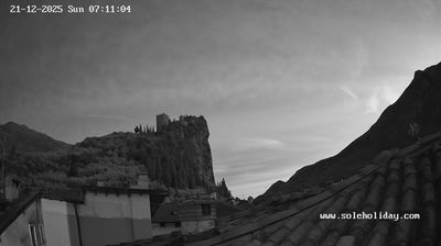 immagine della webcam nei dintorni di Nogaredo: webcam Arco