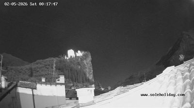immagine della webcam nei dintorni di Isera: webcam Arco