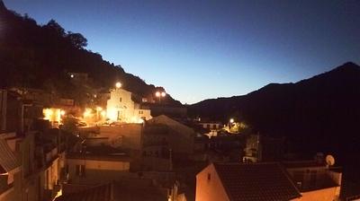 immagine della webcam nei dintorni di Serro: webcam Mandanici