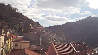 immagine della webcam nei dintorni di Barcellona Pozzo di Gotto: webcam Mandanici