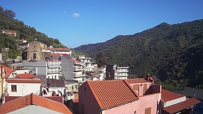 immagine della webcam nei dintorni di Giardini-Naxos: webcam Mandanici