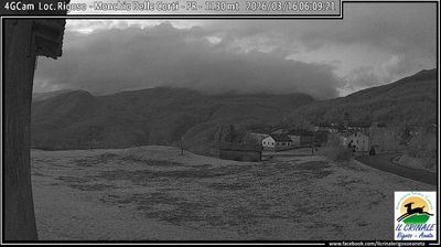 immagine della webcam nei dintorni di Vetto: webcam Trefiumi