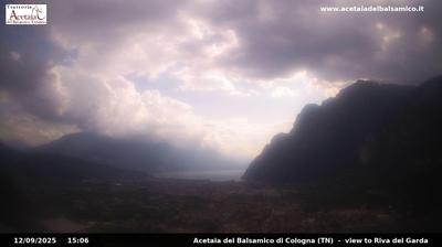 immagine della webcam nei dintorni di Bondone: webcam Tenno