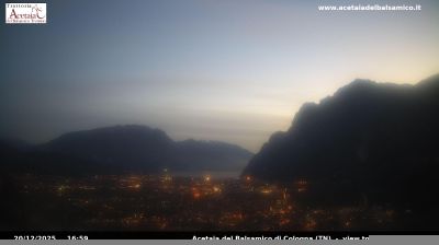 immagine della webcam nei dintorni di Tremosine sul Garda: webcam Tenno