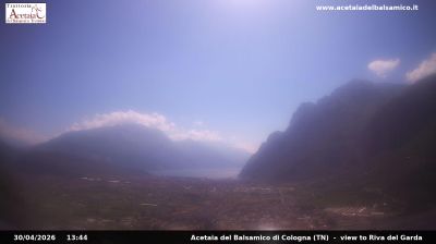 immagine della webcam nei dintorni di Monte Bondone: webcam Tenno