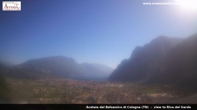 immagine della webcam nei dintorni di Isera: webcam Tenno