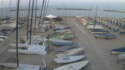 immagine della webcam nei dintorni di Porto San Giorgio: webcam San Benedetto del Tronto