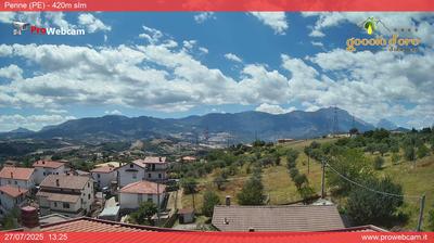 immagine della webcam nei dintorni di Roseto degli Abruzzi: webcam Penne