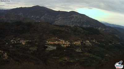immagine della webcam nei dintorni di Toirano: webcam Balestrino