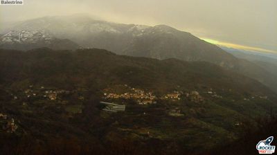 immagine della webcam nei dintorni di Finale Ligure: webcam Balestrino